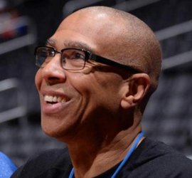 波兰主帅：要帮扎莱夫斯基找回状态；我觉得莱万还没决定未来（波兰主帅：盼助扎莱夫斯基复苏；称莱万去向仍未决定）