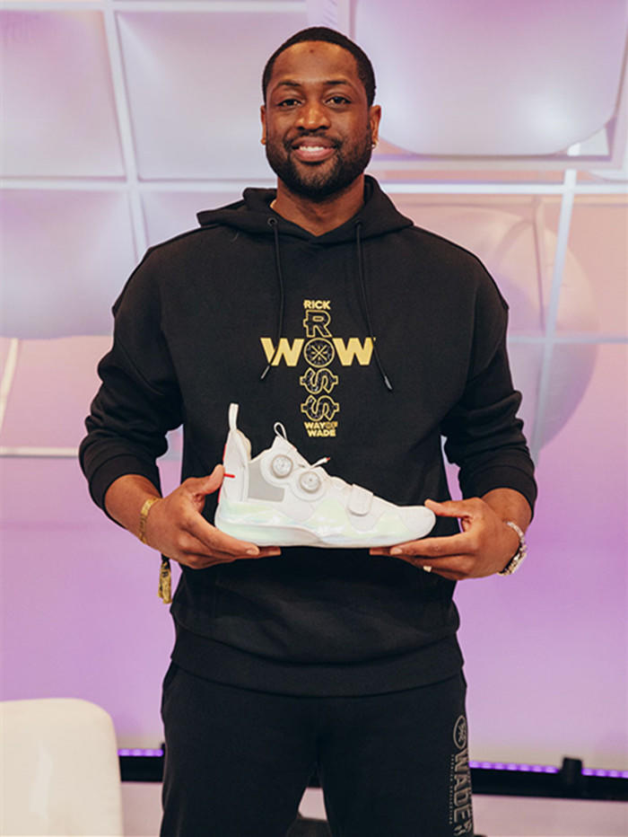 浙江男篮末节连得10分逆转辽宁（浙江男篮末节掀一波10分高潮逆转辽宁）