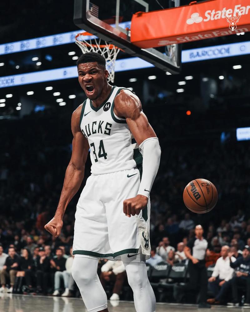 枪手定位球成固定杀招：乔弗尔备受赞誉（阿森纳定位球化身致命利器，乔弗尔广受称赞）