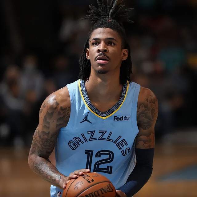 太阳报：曼联挖角西汉姆球迷服务主管，将担任新通讯总监（太阳报：曼联从西汉姆签下球迷服务负责人，出任俱乐部新任传播总监）