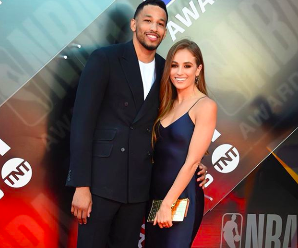 NBA杯MVP榜：亚历山大领跑，布伦森&卡斯尔紧随其后（NBA杯MVP风云榜：亚历山大居首位，布伦森与卡斯尔紧追其后）